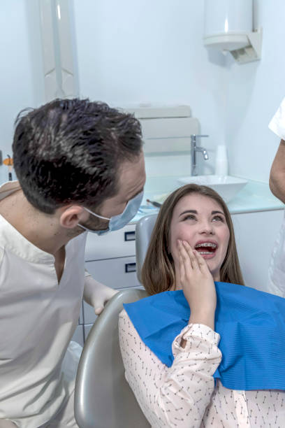 Best Broken or Chipped Tooth Repair in Joliet, IL